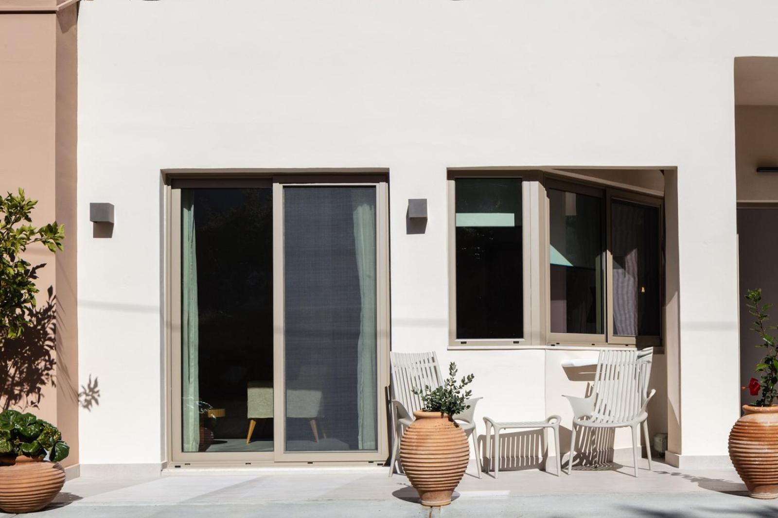 Panorama Luxury Suites Spilion Exterior photo