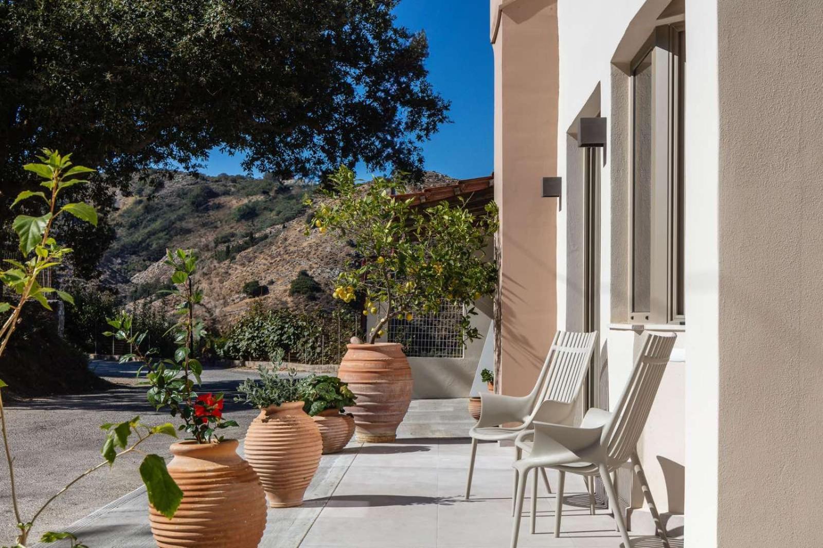 Panorama Luxury Suites Spilion Exterior photo