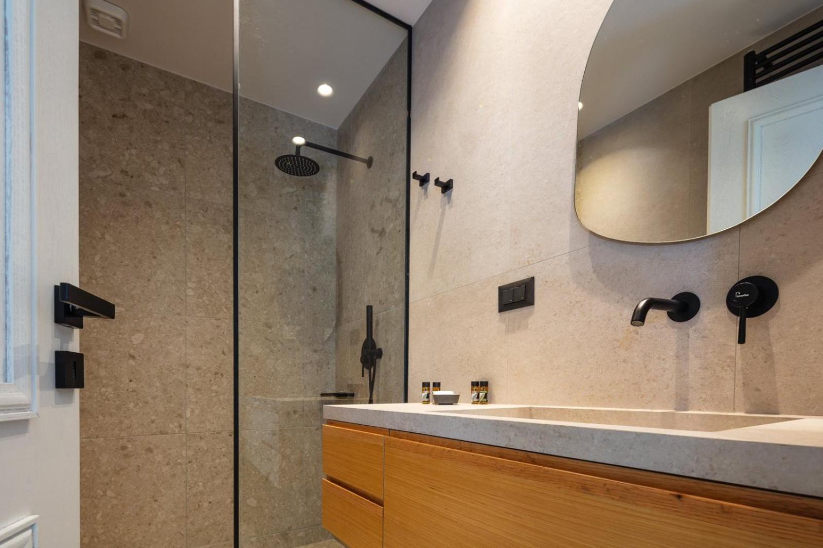 Panorama Luxury Suites Spilion Exterior photo